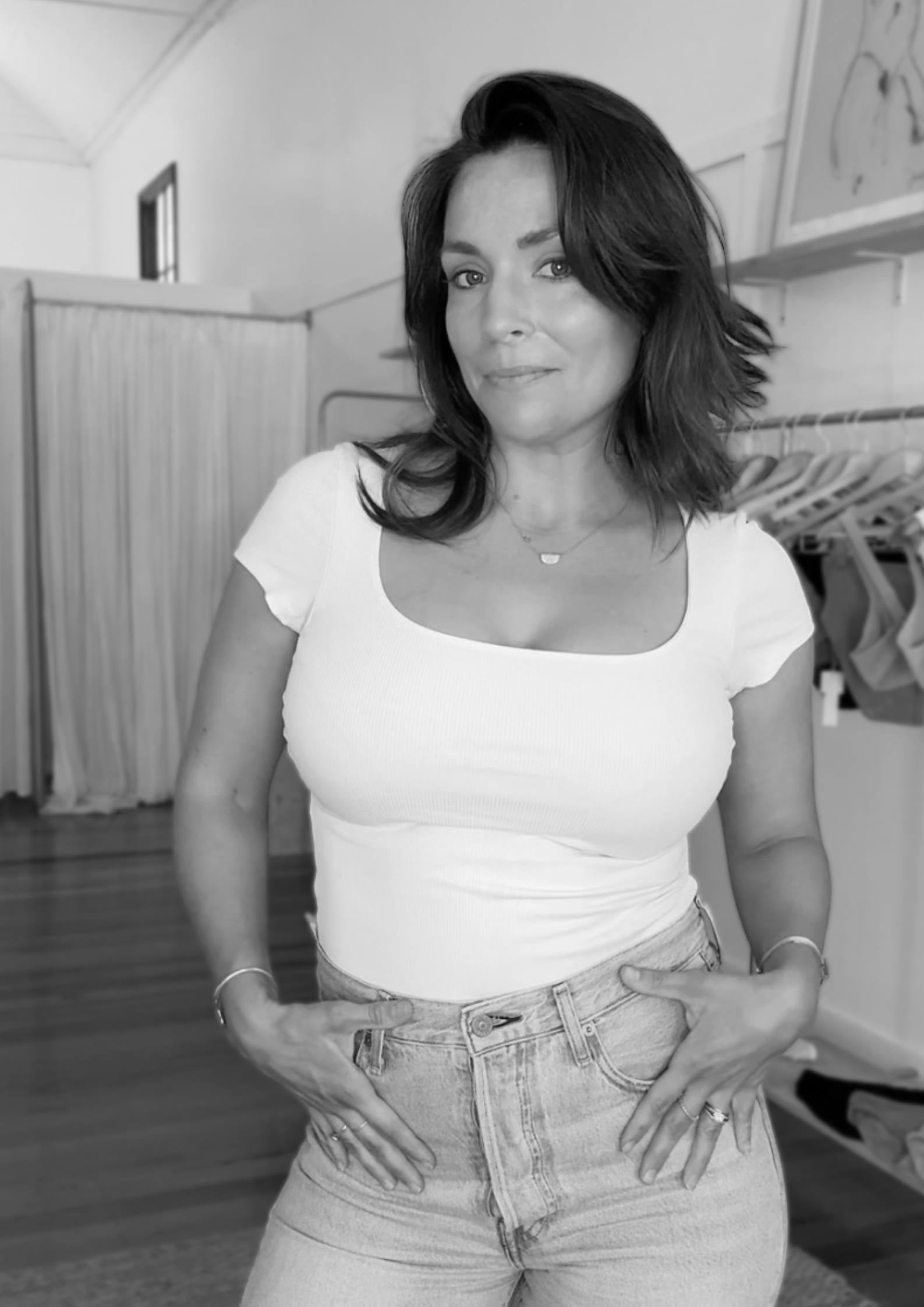 The best white t-shirts for big boobs