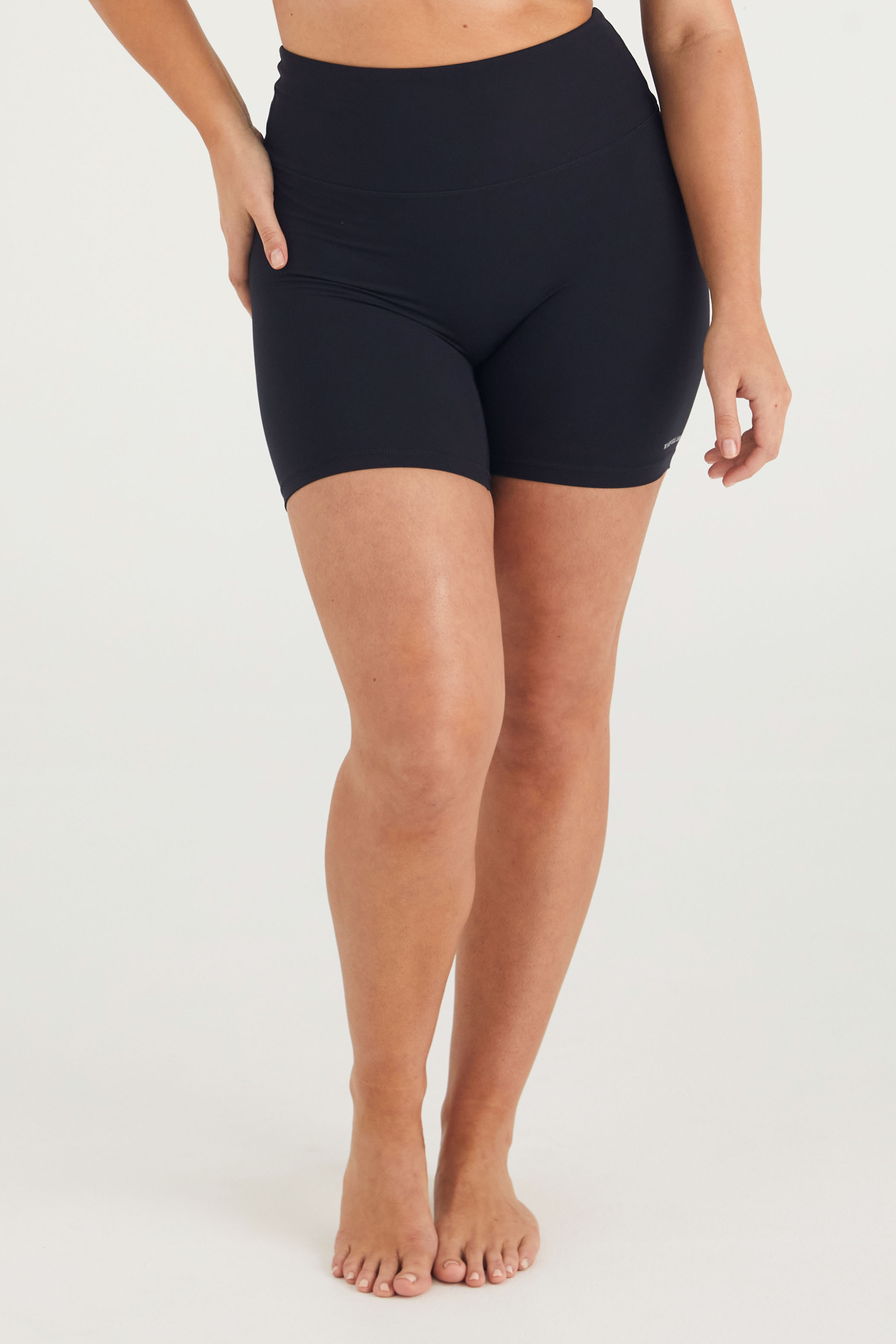 Movement Shorts - Black