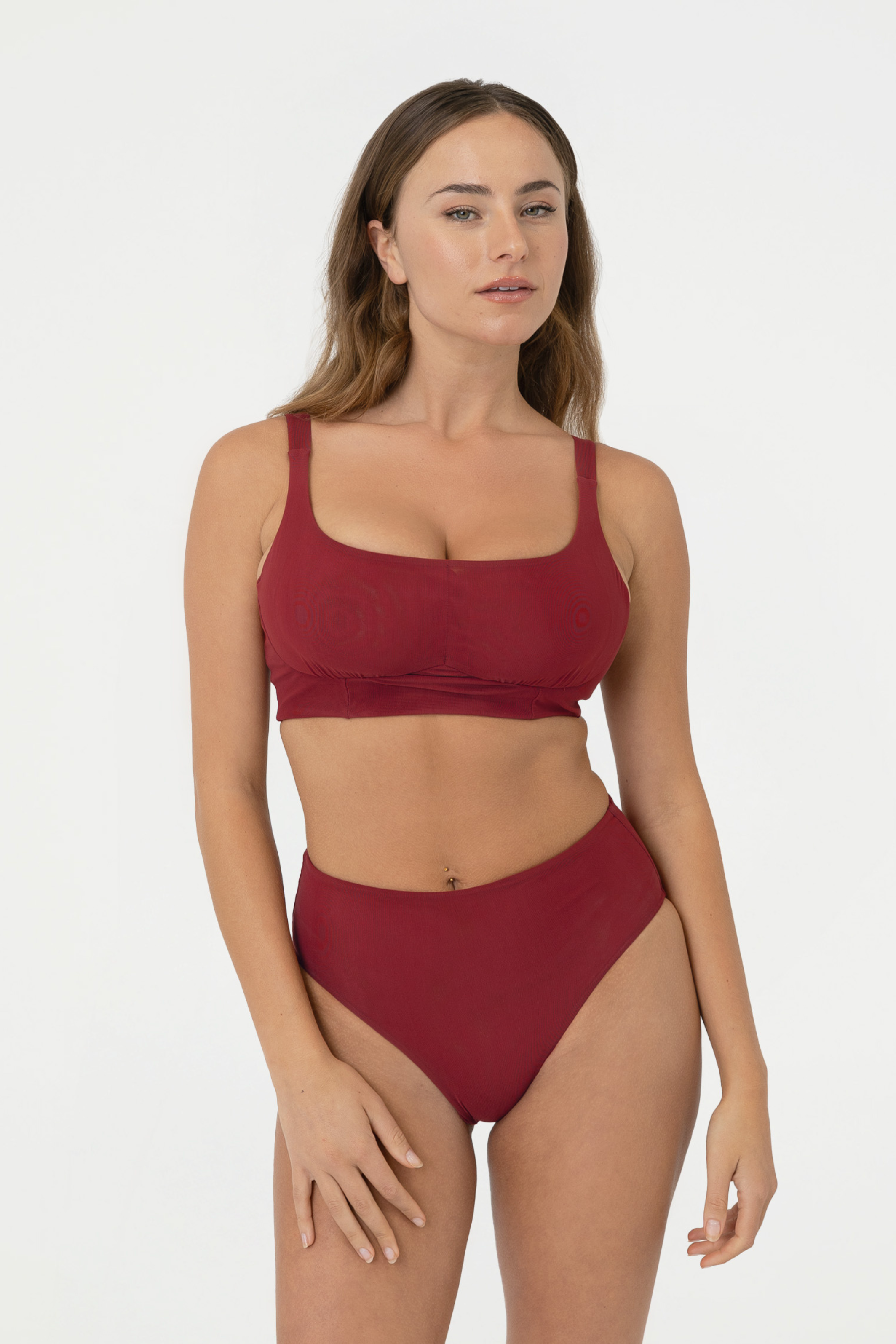 BUSTY BASICS CROP - CHERRY