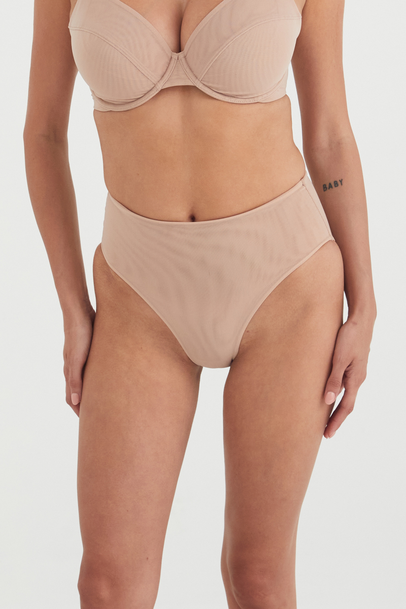 BUSTY BASICS BRIEF - LATTE