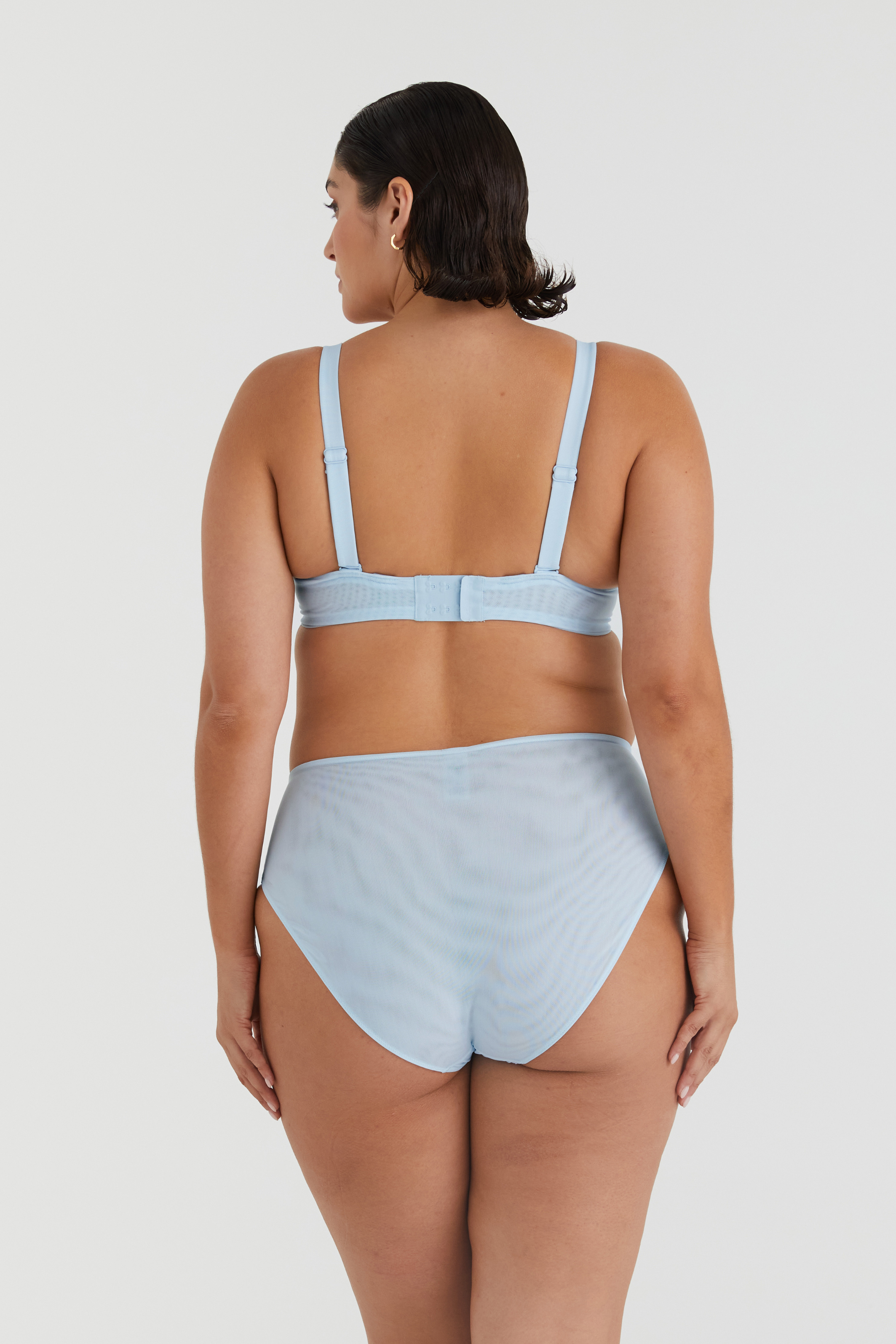 BUSTY BASICS PLUNGE BRA - MIST
